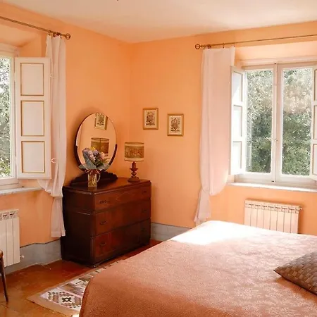 Orchidea Apartment *